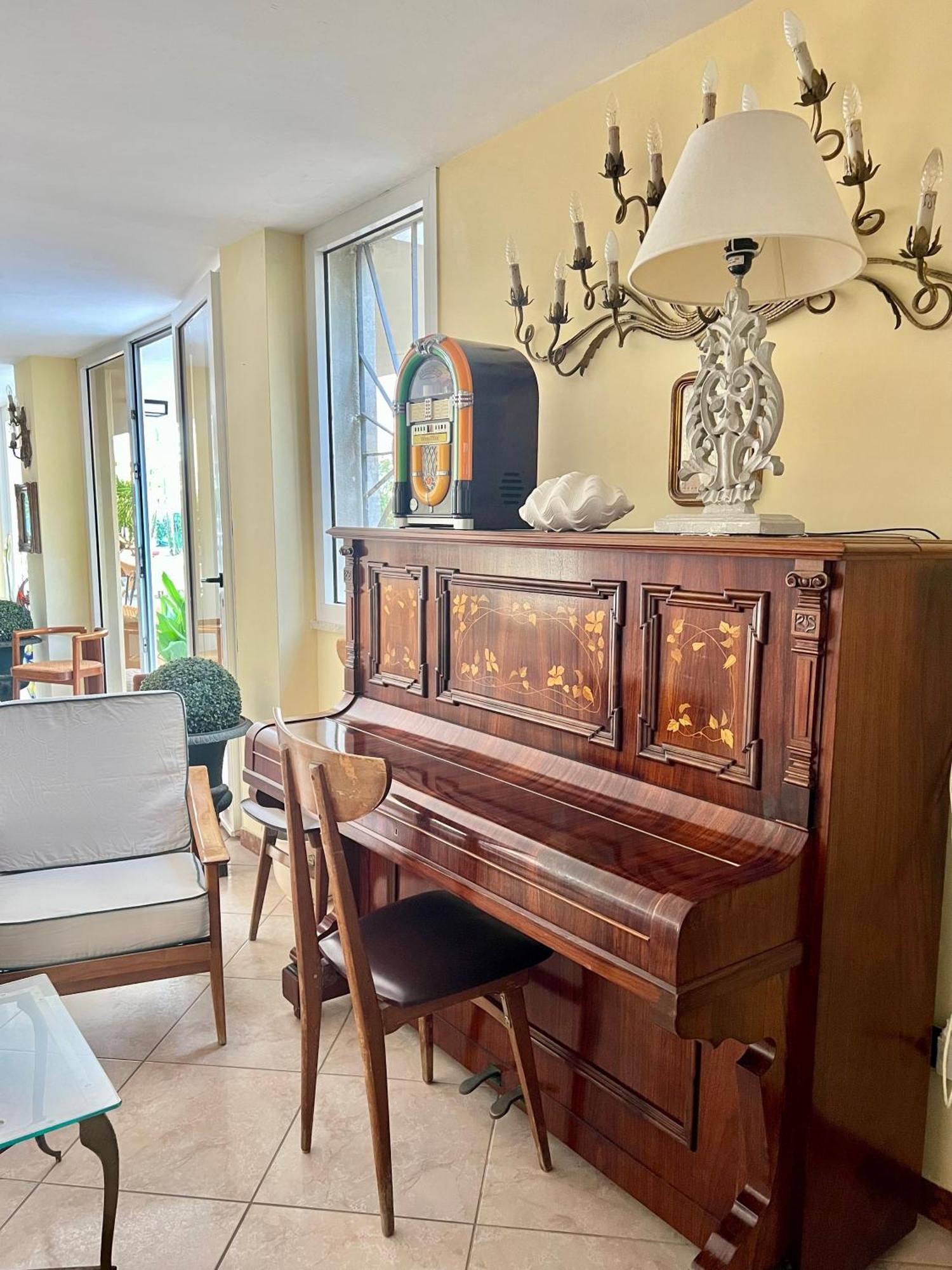 Hotel B&B Montecarlo มิลาโน แมริตทิมา ภายนอก รูปภาพ